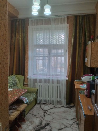 2 кімнати в комунальній кв.,-переобладнана в 1кімн.кв.,вул. Садова - фото 1