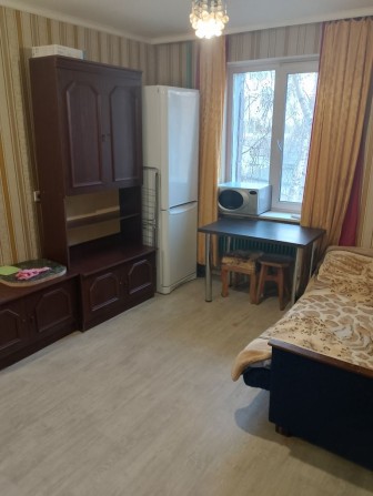 Продам гостинку метро Холодная гора со своим сан узлом. - фото 1