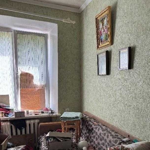 Продам комнату в доме гостиного типа рядом с рынком ХТЗ. - фото 1