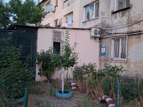 Продам комнату 10 кв. метров  в коммунальной квартире в  Лузановке.. Одеса