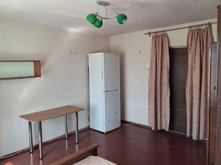 Продам комнату в коммунальной квартире - фото 1