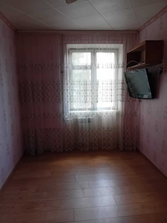 (3-50) Комната в коммунальной квартире близко  к центру. - фото 1