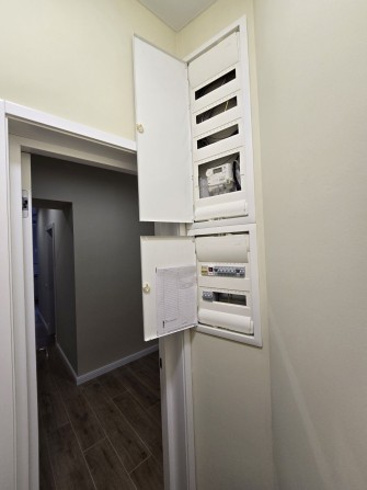 Продаж 3 кімнатної  сталінки в Центрі/Капітальний ремонт - фото 1