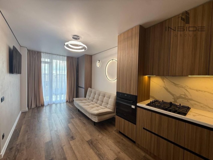Продається 2-кімнатна квартира з сучасним ремонтом ЖК IQ House - фото 1