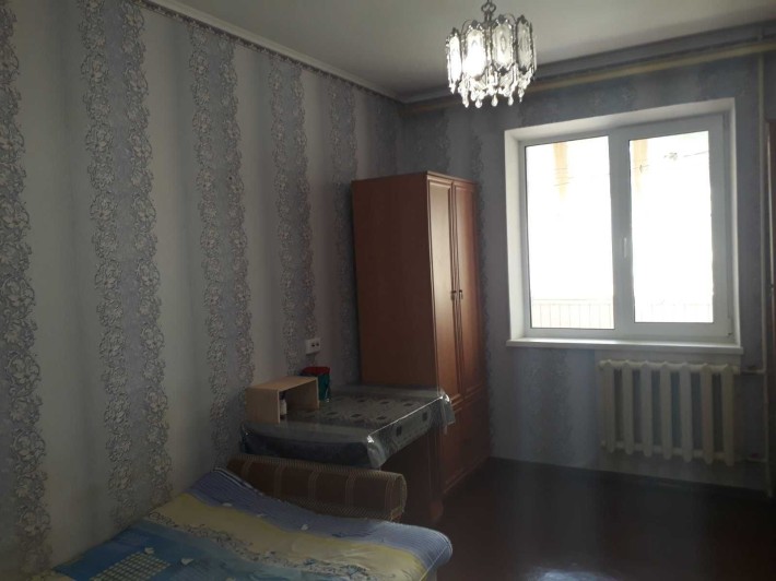 Продається двокiмнатна квартира поруч парк "Письменникiв" - фото 1