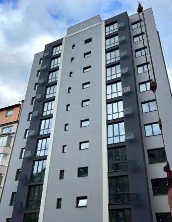 Продається 2-кім. квартира 60м2 на 5 пов. біля міського парку та озера - фото 1