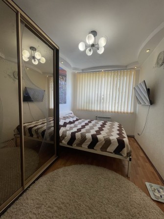 Продам две комнаты в коммуне р-н Совиньон - фото 1