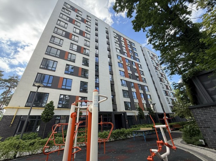Продам 2-х кім квартиру в ірпені, ЖК Нові Цетри центр - фото 1