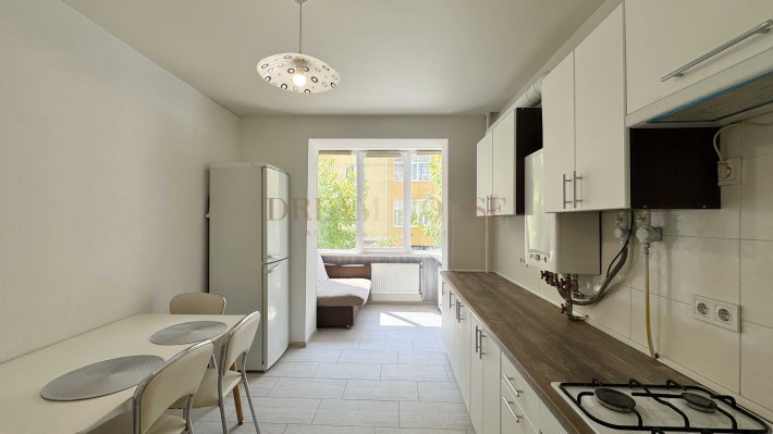 Велика 1-кімнатна квартира 50м2 з ремонтом. Газ. Мін оформлення - фото 1