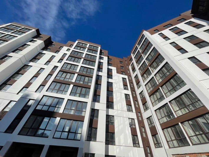 Продаж видової 2-кімнатої квартири в сучасному ЖК біля парку та озера - фото 1