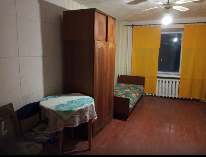 Продам малосімейку у центрі міста - фото 1
