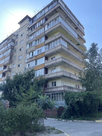 3 кімнатна квартира з ремонтом, район 3 школи , постанова,сертифікат+ - фото 1