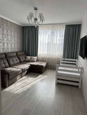 Продаж Однокімнатної квартири з Ремонтом, з ліфтом - фото 1