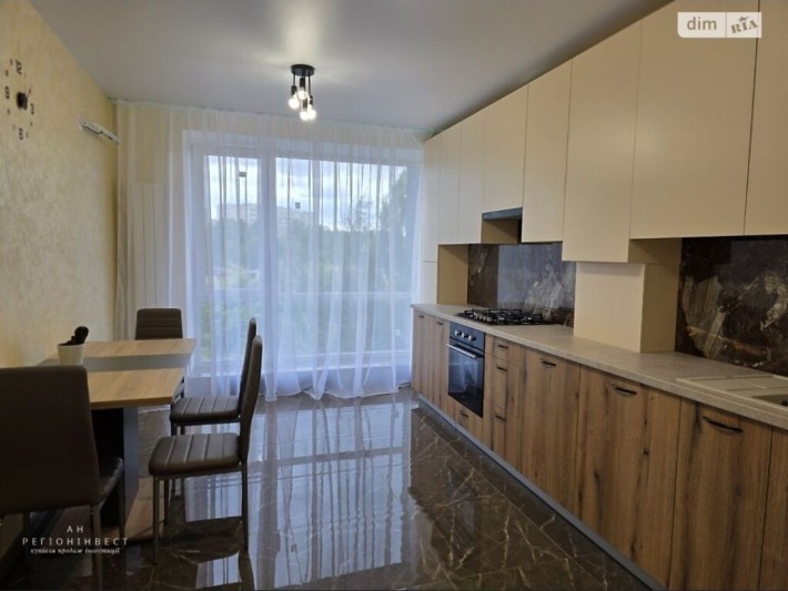 Продам 2 кімнатну квартиру з ремонтом - фото 1