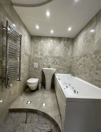 Продаж! Терміново. 3к квартира з якісним ремонтом - фото 1