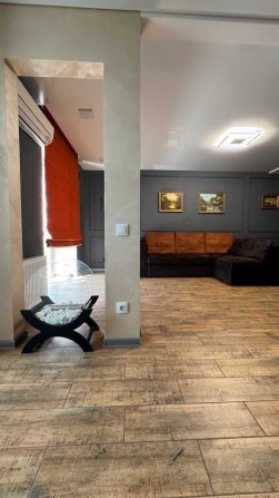Продам 1к квартиру з дизайнерським ремонтом в Нагірній частині міста - фото 1