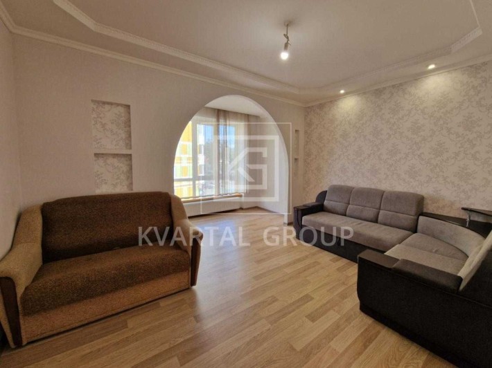 Продаж великої Євродвушки з ремонтом 50м2 - фото 1