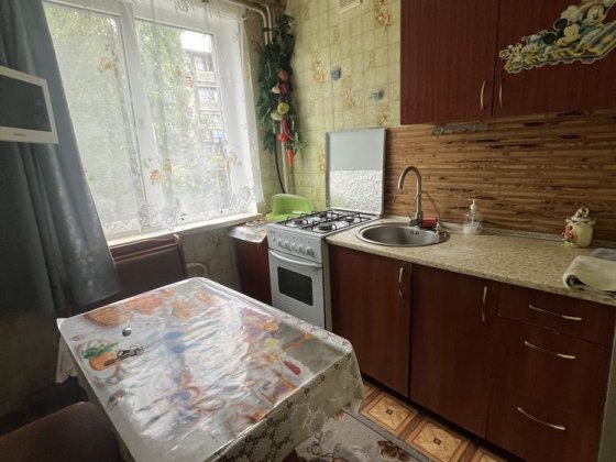 Продам 3 х кімн квартиру  з ОКРЕМИМИ КІМНАТАМИ Раковка Кременчуг