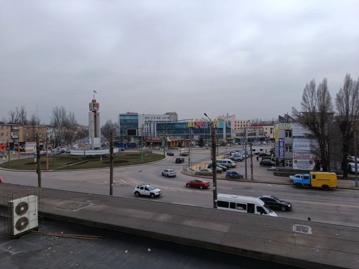На 95 кварталі 2к з меблями і технікою - фото 1