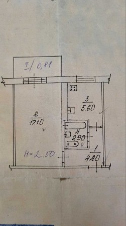 пр.Миру 1А, продам 1-но кімнатну квартиру 2/5 під ремонт - фото 1