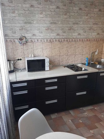 Продам 2 кімн. квартиру по вул. Приходько. Косметичний  ремонт. 21000 - фото 1