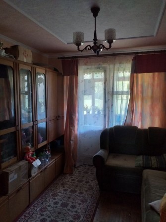 Продам трикімнатну квартиру - фото 1