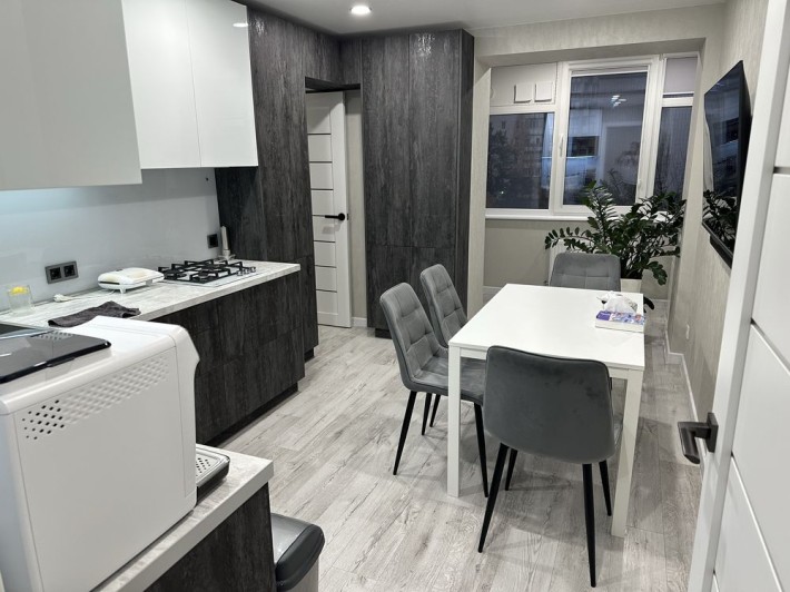 Продам 2 кім квартиру, Новобудова + Комора - фото 1