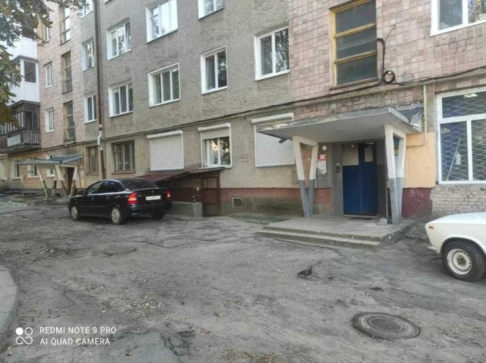 Продаж двох квартир 3 кім+ 1кім  Луцьк вулиця В’ячеслава Хурсенка - фото 1