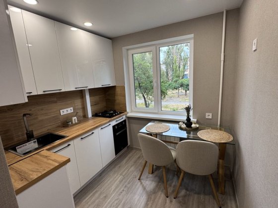 єВідновлення 2-х комнатная квартира  Артем, ремонт 2025 года Кривой Рог