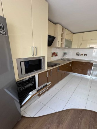 2 к квартира Новобудова закрита територія. 70 кв.м. - фото 1