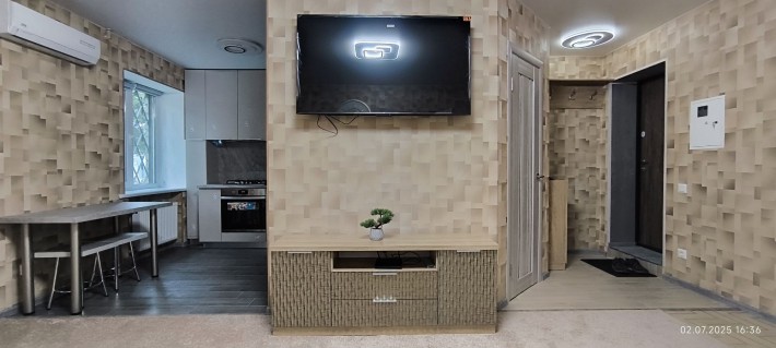Продам квартиру на  Гвардійський - фото 1
