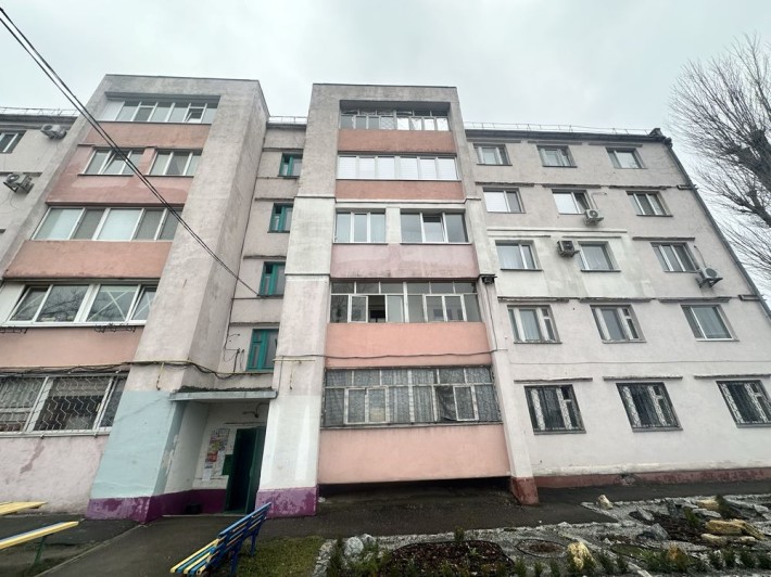 Продам 4 кімн кв, 1-й Занасип - фото 1