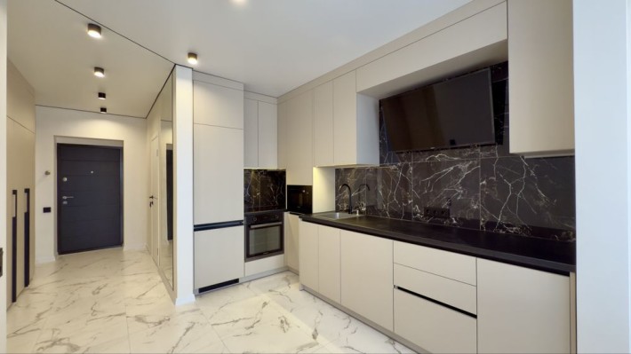 Продам укомплектовану 1-кімнатну квартиру в ЖК « Panorama de Luxe» - фото 1