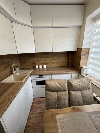 Продам 3 кімнатну квартиру - фото 1