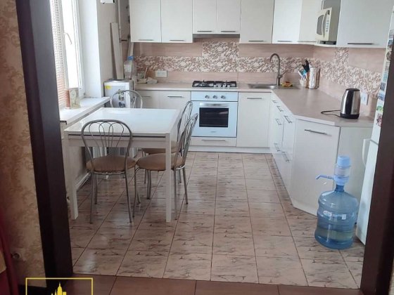 Продам 3-х кімнатну квартиру  із  ремонтом  та  меблями  у  Кременчуці Кременчуг