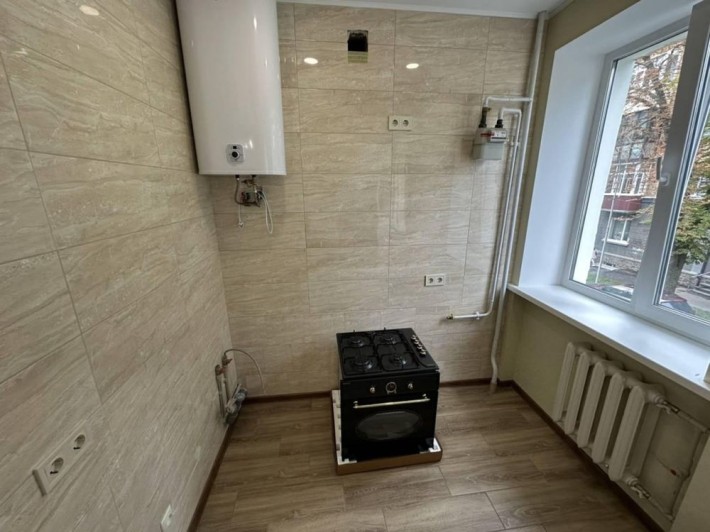 Продаж двокімнатної квартири, центр - фото 1