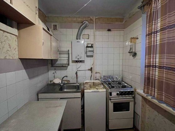 Центр р-н Білої Альтанки 2х кімнатна квартира у житловому стані! Полтава