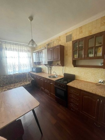 Продам простору 1-кімнатну квартиру в районі Склозаводу - фото 1