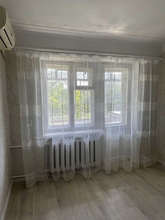 2к квартира біля ТРЦ КИЇВ, цегляний будинок, житловий ремонт - фото 1
