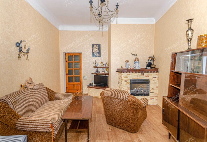 2 кімната квартира поруч з ЦУМом! - фото 1