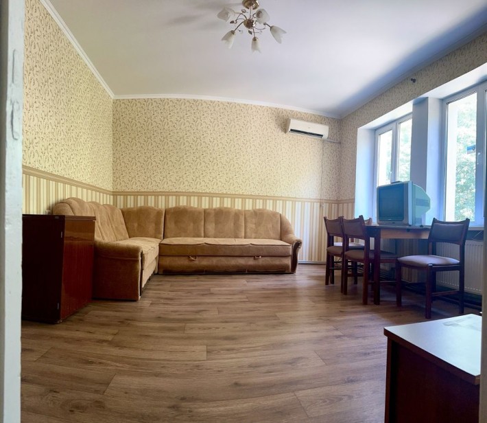 3-х сталінка « 8 лікарня» 2/2 автономка, гарний стан - фото 1
