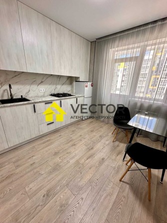 Продаж 1к квартири з ремонтом у новобудові, автономне опалення! - фото 1