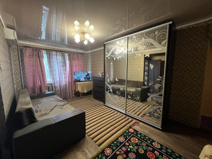 Продаж 3-к між пл. Визволення-Плаза - фото 1