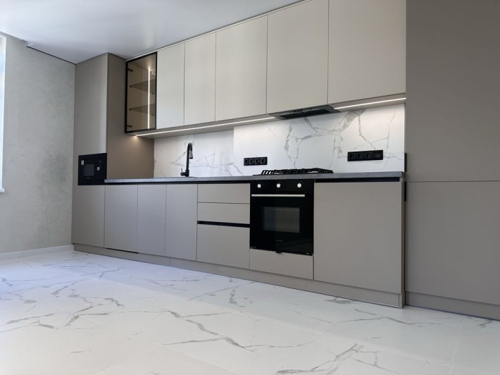 Продаж великої квартири в новобудові на Бамі - фото 1