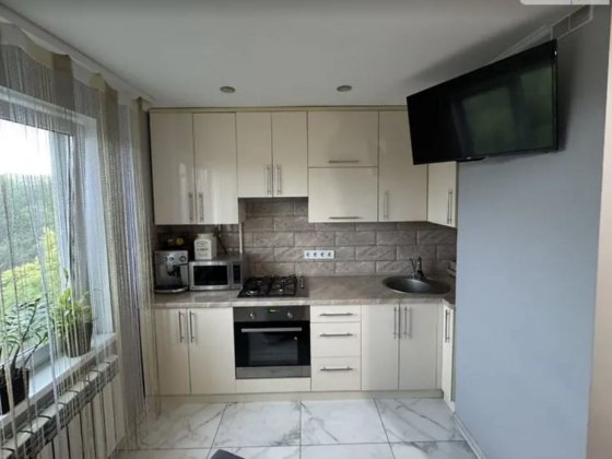 Продаж квартири з ремонтом ! Рівне