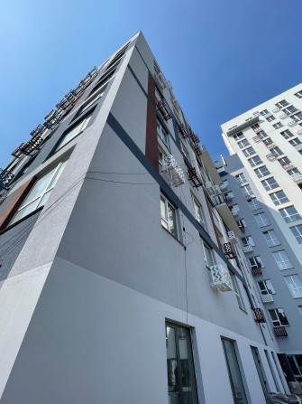 А може бути по 800$/м кв квартира і до кінця 2026 року розтермінування - фото 1