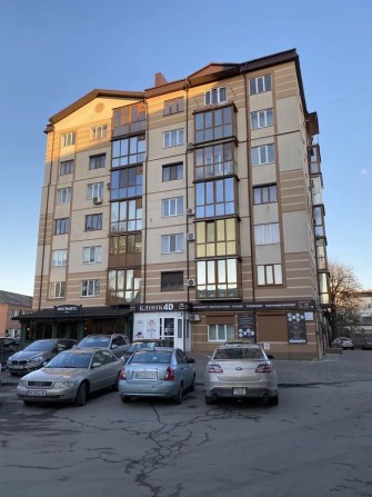 Продаж 2 кім в самому центрі Рівного і новобудові на Волошина - фото 1