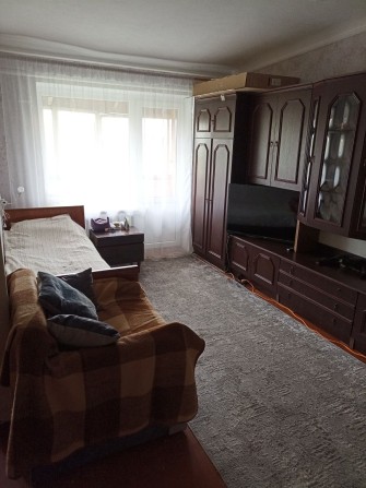 Продается 1км квартира на 44 квартале ,по рекордной 1 - фото 1