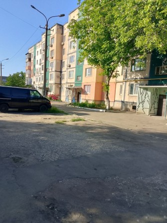Продається 2-х кімнатна квартира на "червоній" - фото 1