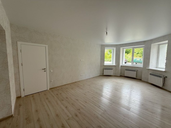 Продам простору 1-к квартиру в новобудові ,розвинений район! - фото 1